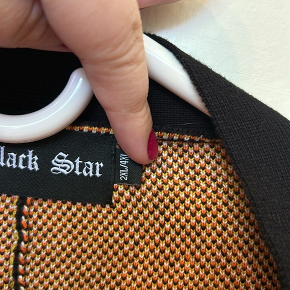 Black Star Casper Ghost Halloween Sweater - 2X/4X - Picture 4 of 5